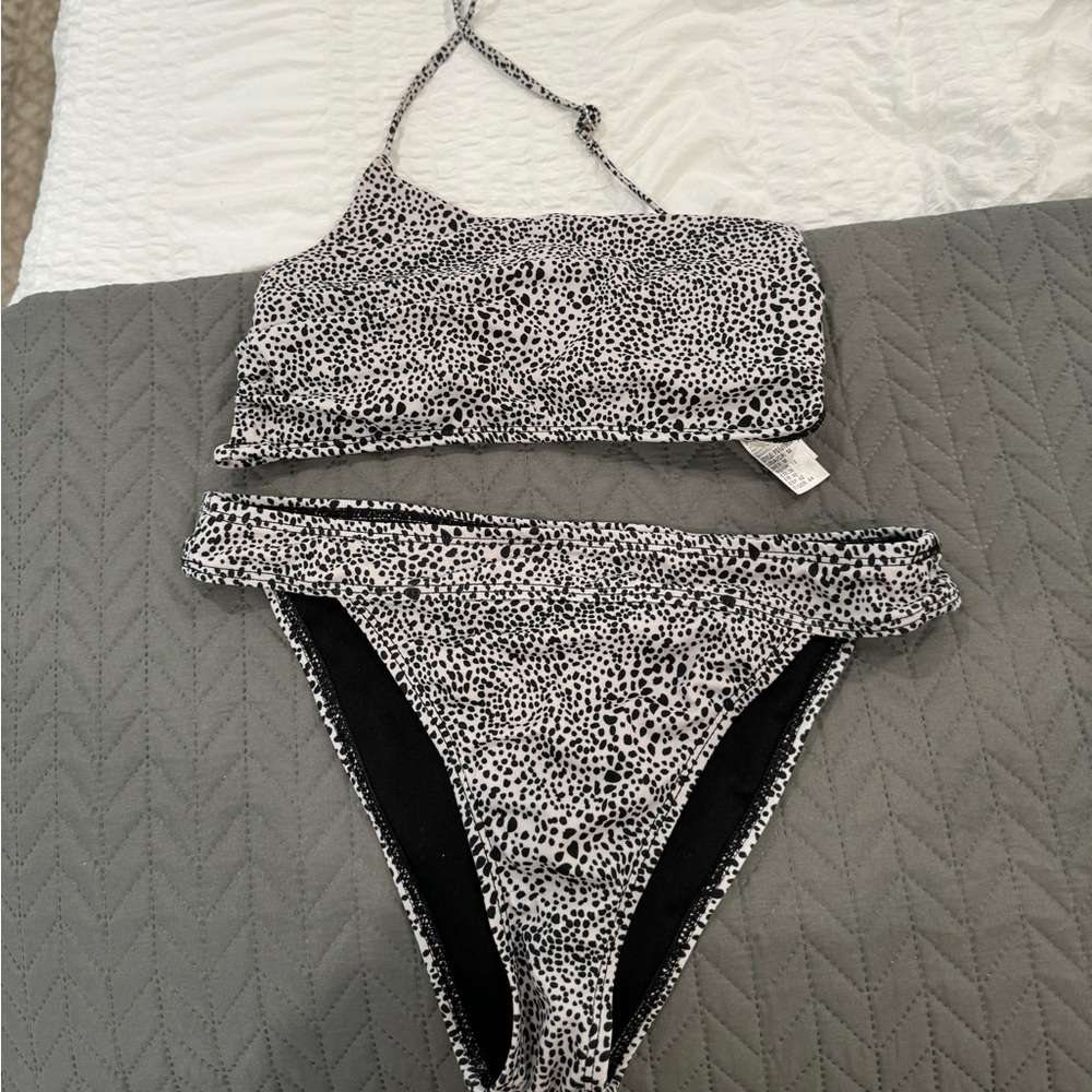Pacsun swim suit. Only worn a few times